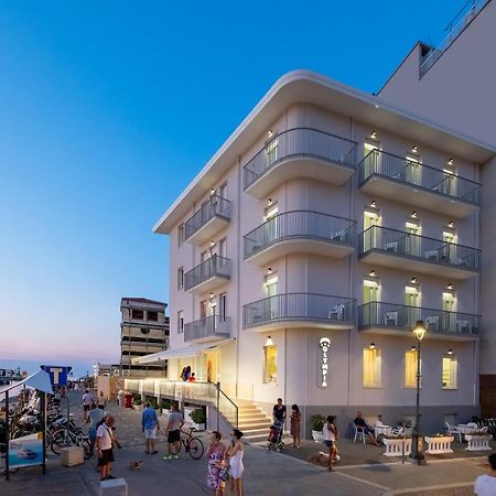 Hotel Olympia غابيتّشي ماري المظهر الخارجي الصورة