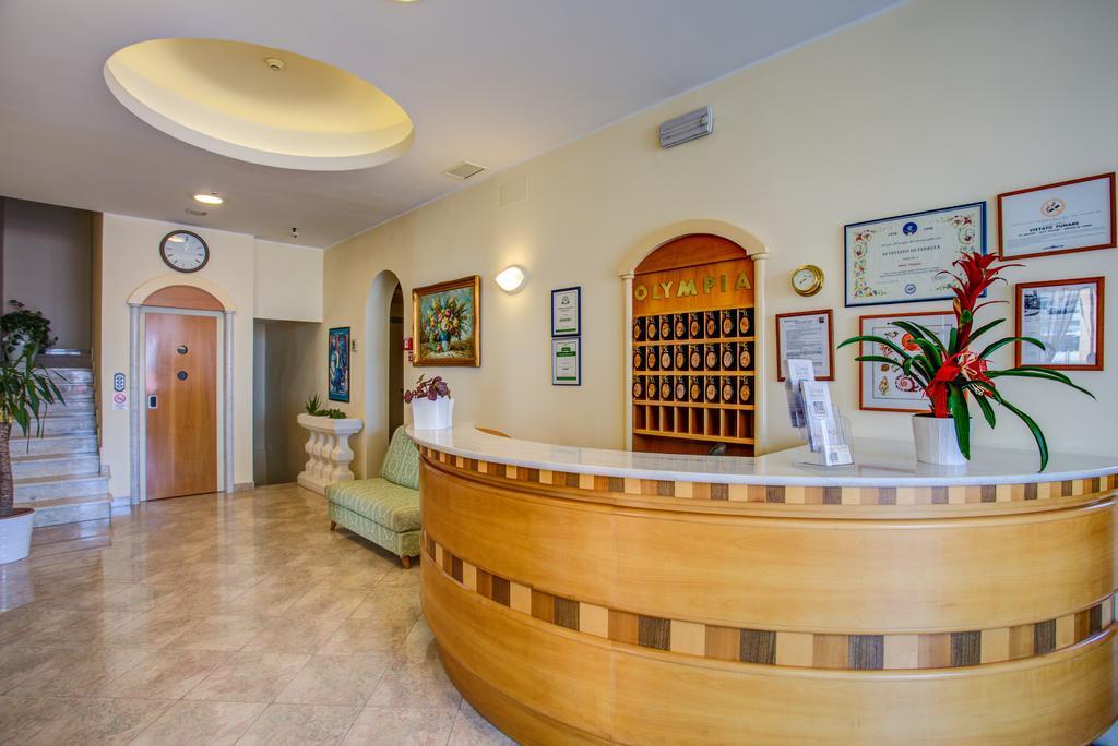 Hotel Olympia غابيتّشي ماري المظهر الخارجي الصورة