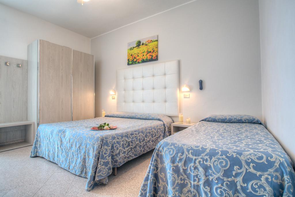 Hotel Olympia غابيتّشي ماري الغرفة الصورة